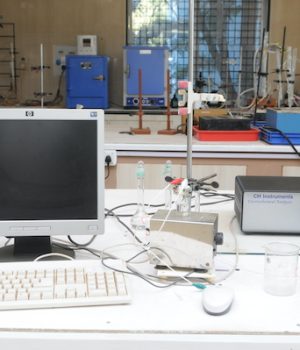 Chemistry - Electrochemical Work Station